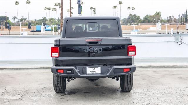 new 2025 Jeep Gladiator car, priced at $41,860