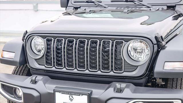 new 2025 Jeep Gladiator car, priced at $41,860