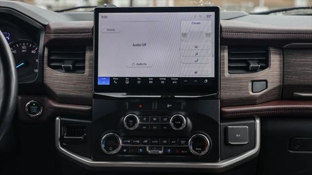used 2022 Ford Expedition car, priced at $35,395
