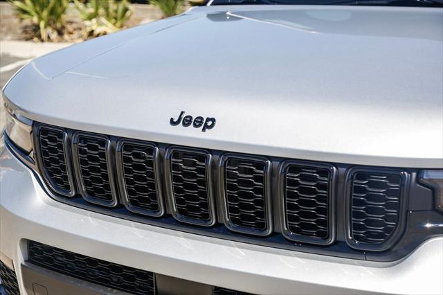 new 2024 Jeep Grand Cherokee L car, priced at $41,295