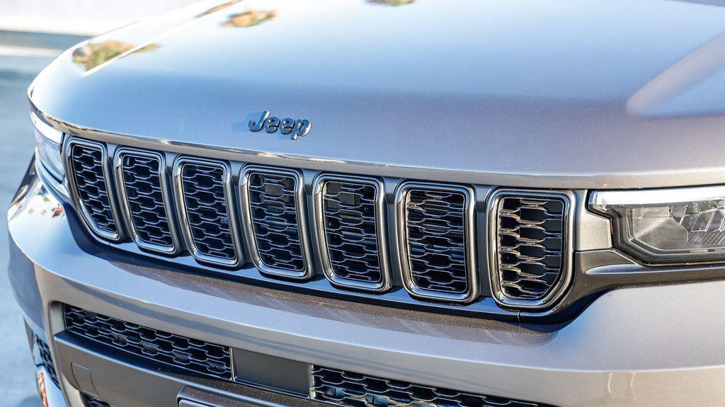 new 2025 Jeep Grand Cherokee L car, priced at $45,738