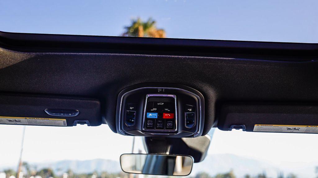 new 2025 Jeep Grand Cherokee L car, priced at $45,738