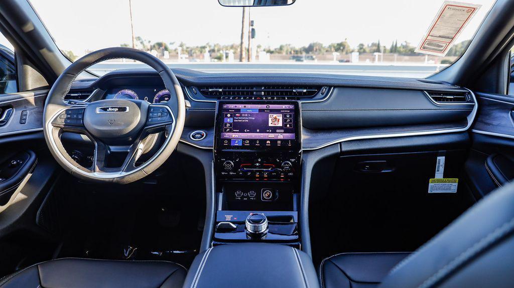 new 2025 Jeep Grand Cherokee L car, priced at $45,738