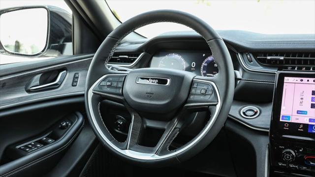 new 2025 Jeep Grand Cherokee car, priced at $47,865