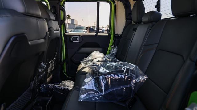new 2025 Jeep Gladiator car, priced at $49,380