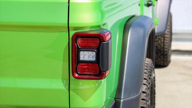 new 2025 Jeep Gladiator car, priced at $49,380