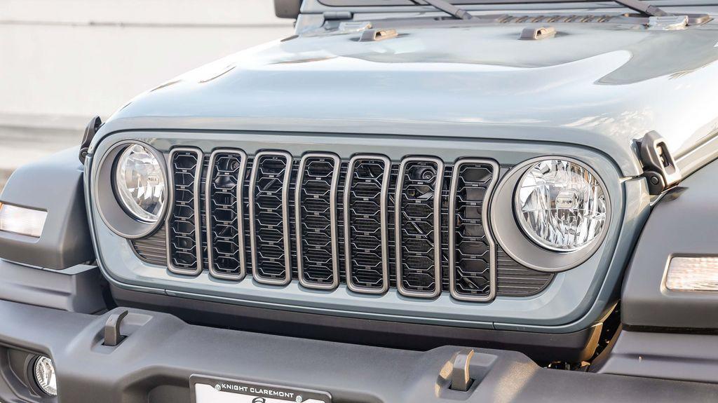 new 2025 Jeep Wrangler car, priced at $38,680