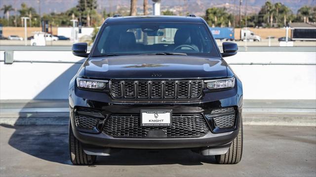 new 2025 Jeep Grand Cherokee car, priced at $38,175