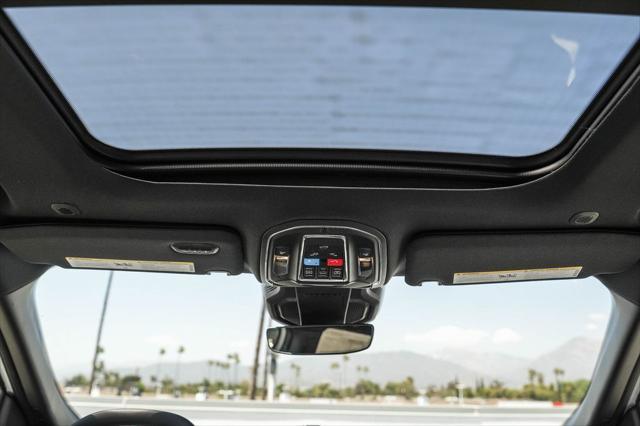 new 2025 Jeep Wagoneer S car, priced at $45,195