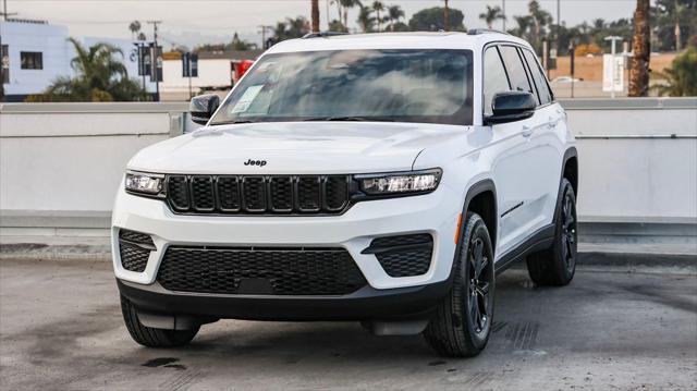 new 2025 Jeep Grand Cherokee car, priced at $33,935