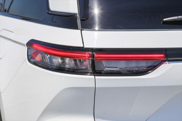 new 2025 Jeep Grand Cherokee car, priced at $36,135