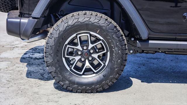 new 2025 Jeep Wrangler car, priced at $54,825