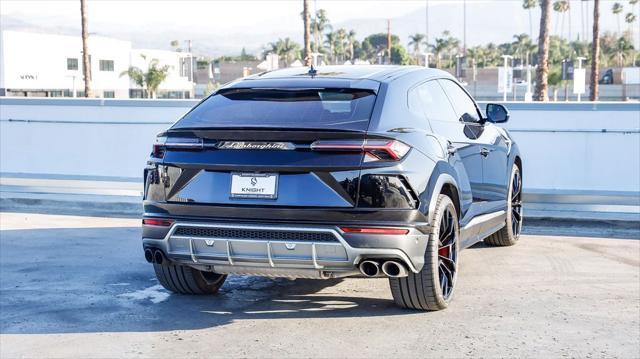 used 2021 Lamborghini Urus car, priced at $193,995