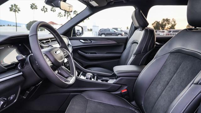 new 2025 Jeep Grand Cherokee L car, priced at $41,175