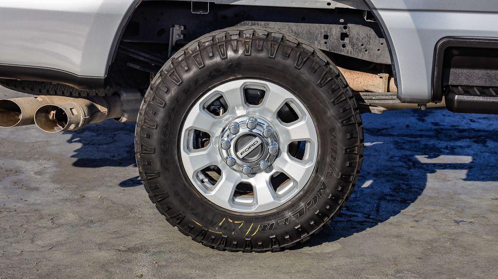 used 2023 Ford F-250 car, priced at $51,595