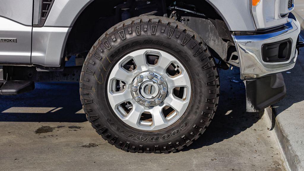 used 2023 Ford F-250 car, priced at $51,595