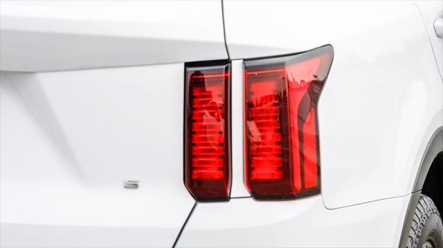 used 2021 Kia Sorento car, priced at $20,888