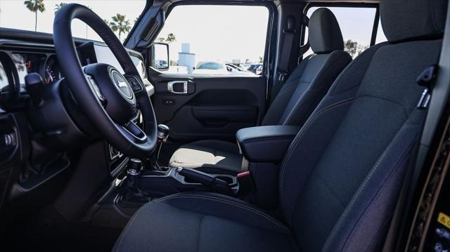 new 2025 Jeep Wrangler car, priced at $40,080