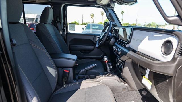 new 2025 Jeep Wrangler car, priced at $40,080