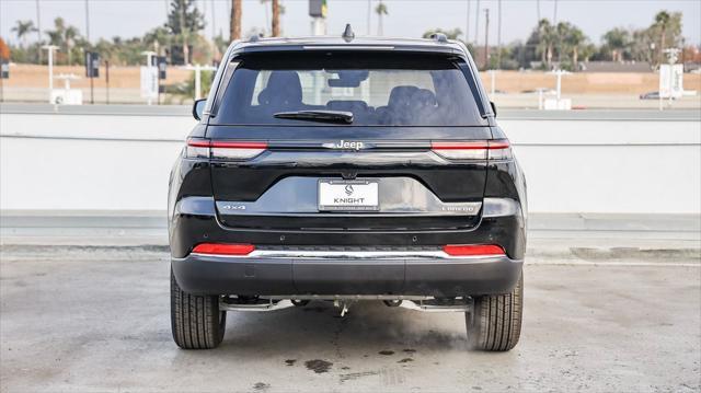 new 2025 Jeep Grand Cherokee car, priced at $32,175