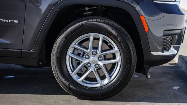 new 2025 Jeep Grand Cherokee L car, priced at $32,925