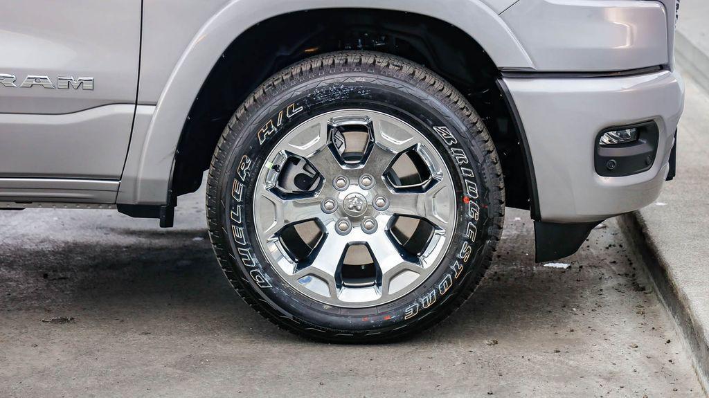 new 2025 Ram 1500 car, priced at $43,737