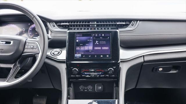 used 2022 Jeep Grand Cherokee car, priced at $24,995