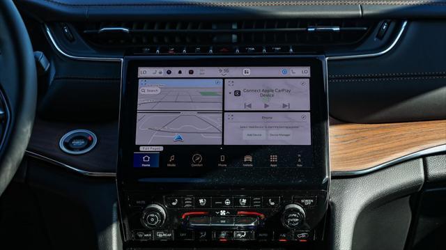 new 2025 Jeep Grand Cherokee car, priced at $53,450
