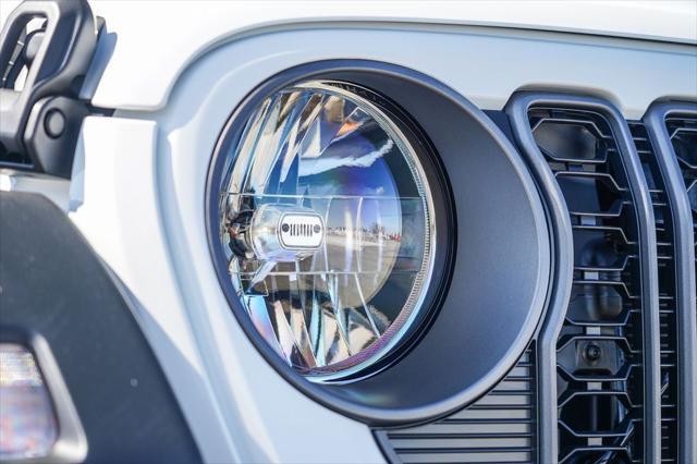 new 2025 Jeep Wrangler car, priced at $38,585