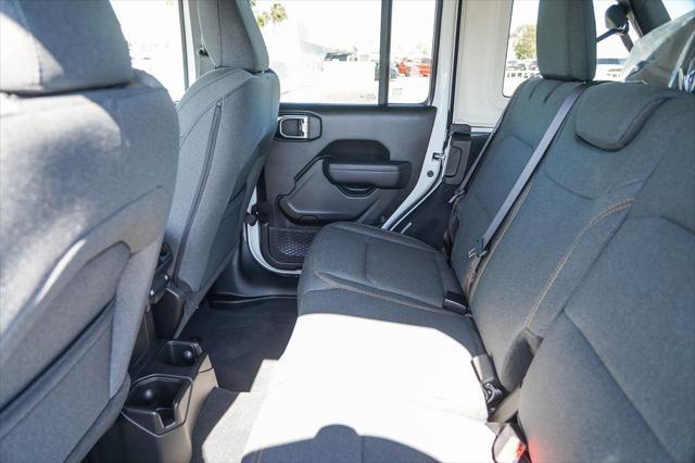 new 2025 Jeep Wrangler car, priced at $38,585