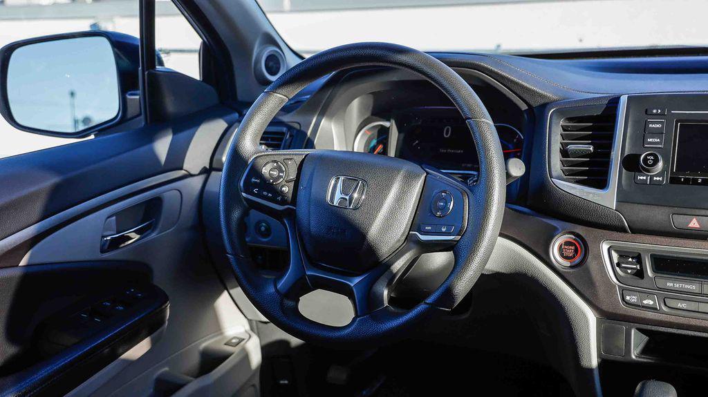 used 2020 Honda Pilot car, priced at $18,395