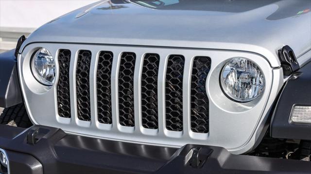 used 2023 Jeep Gladiator car, priced at $27,888