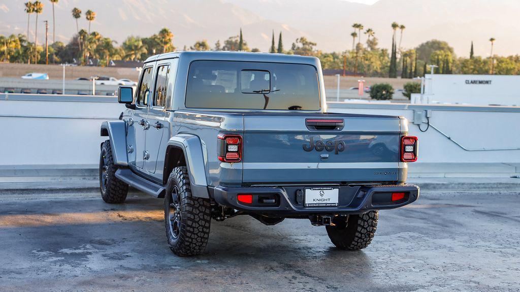 new 2025 Jeep Gladiator car, priced at $44,424