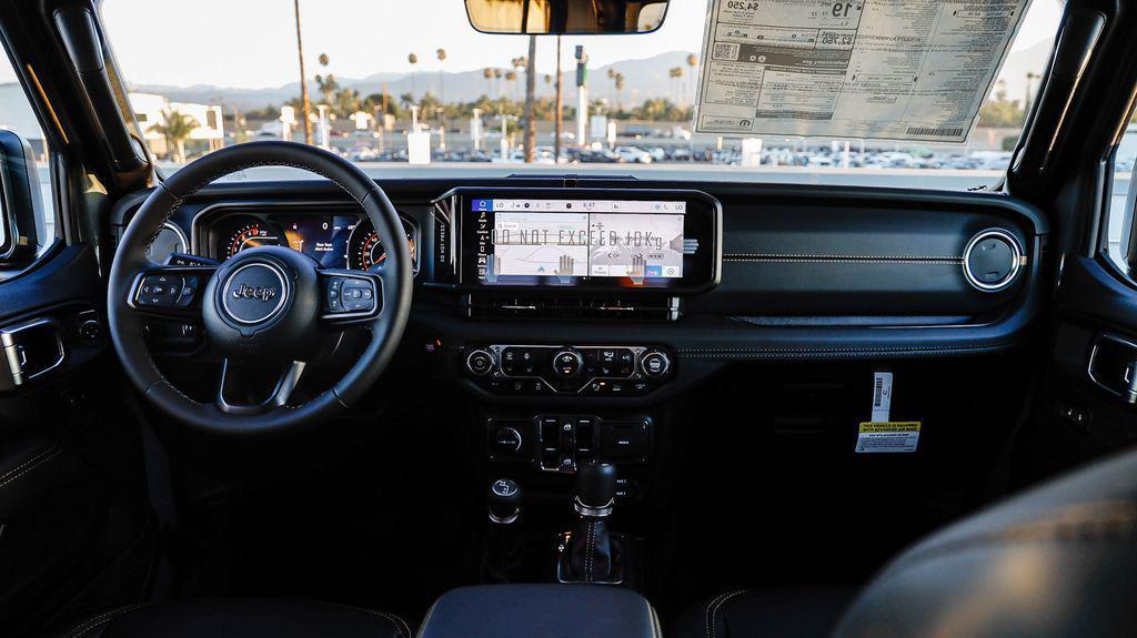 new 2025 Jeep Gladiator car, priced at $44,424