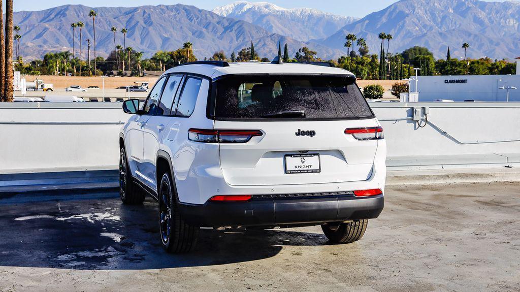 new 2025 Jeep Grand Cherokee L car, priced at $38,800