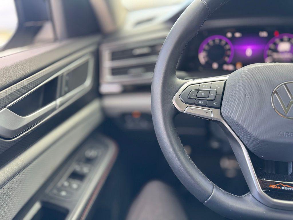 used 2024 Volkswagen Atlas car, priced at $36,995