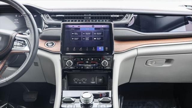 used 2022 Jeep Grand Cherokee car, priced at $40,395