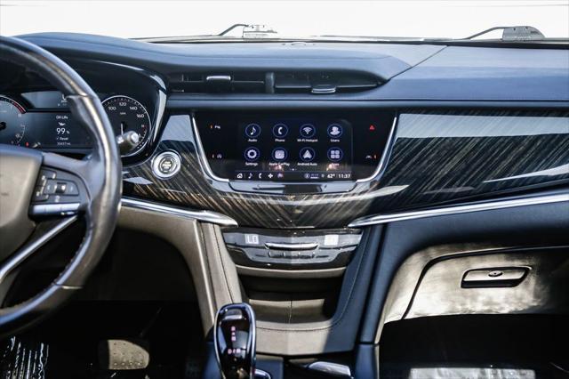 used 2022 Cadillac XT6 car, priced at $34,595