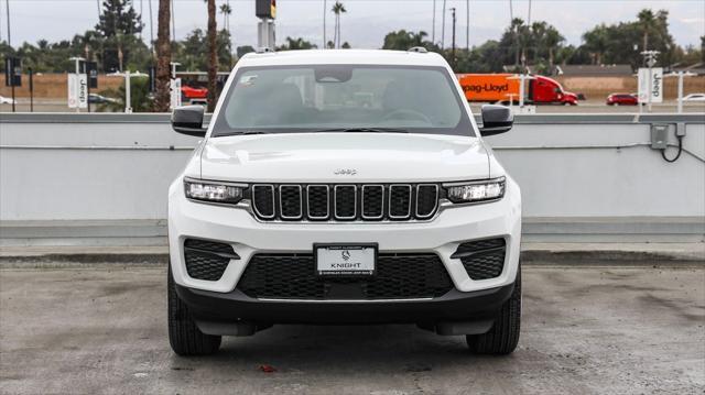 new 2025 Jeep Grand Cherokee car, priced at $34,580