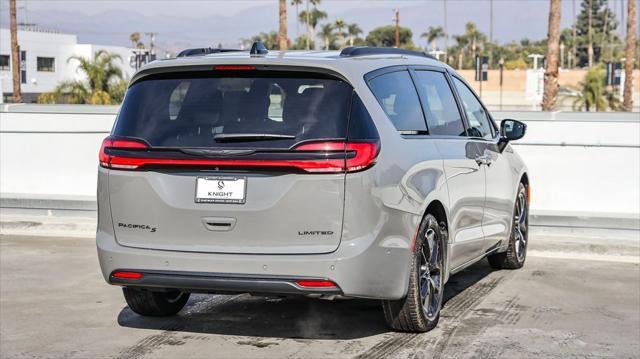 new 2025 Chrysler Pacifica car, priced at $47,865