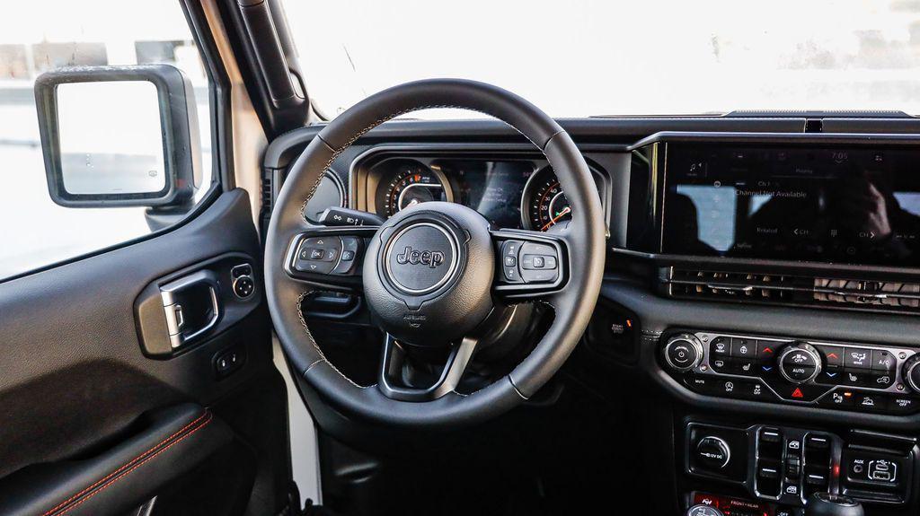 new 2025 Jeep Gladiator car, priced at $50,377