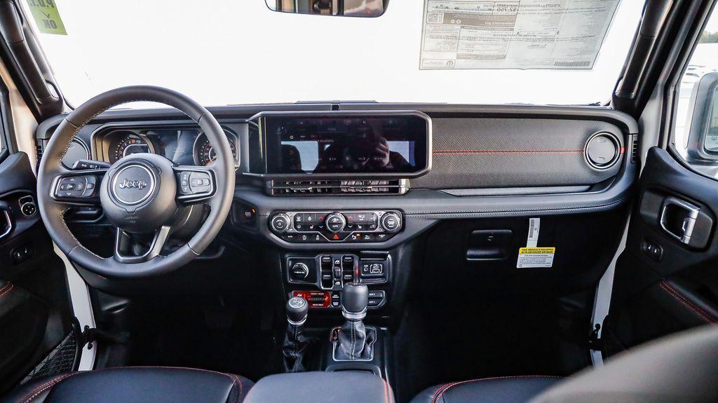 new 2025 Jeep Gladiator car, priced at $50,377