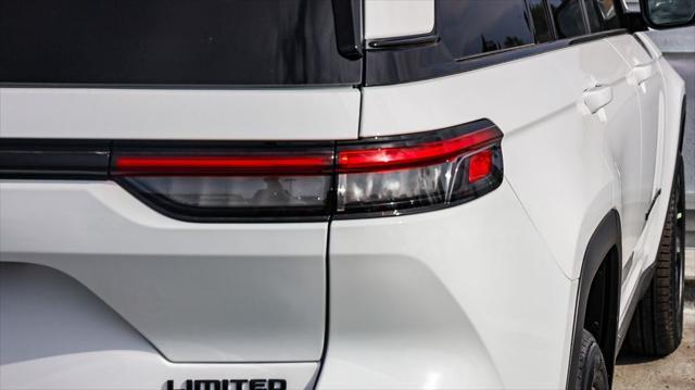 new 2025 Jeep Grand Cherokee car, priced at $44,890