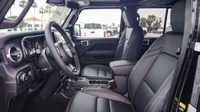 new 2025 Jeep Gladiator car, priced at $45,985