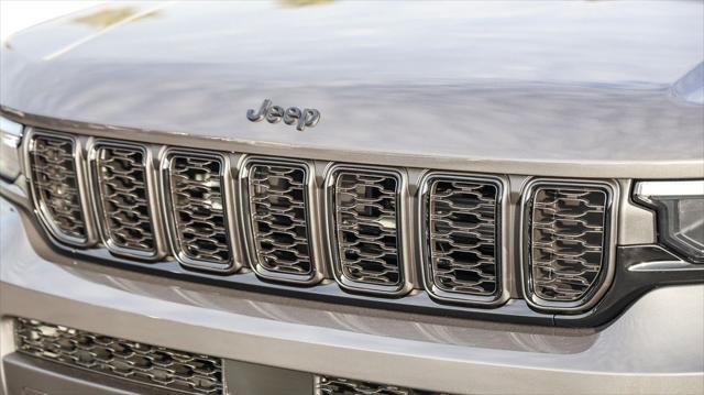 new 2025 Jeep Grand Cherokee L car, priced at $39,175