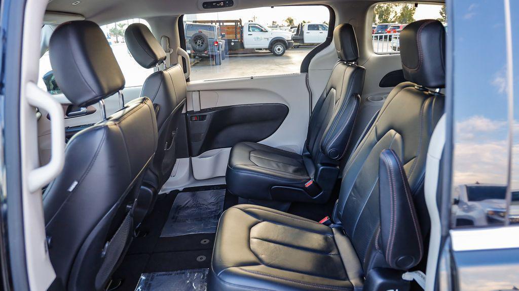 used 2018 Chrysler Pacifica car, priced at $12,795