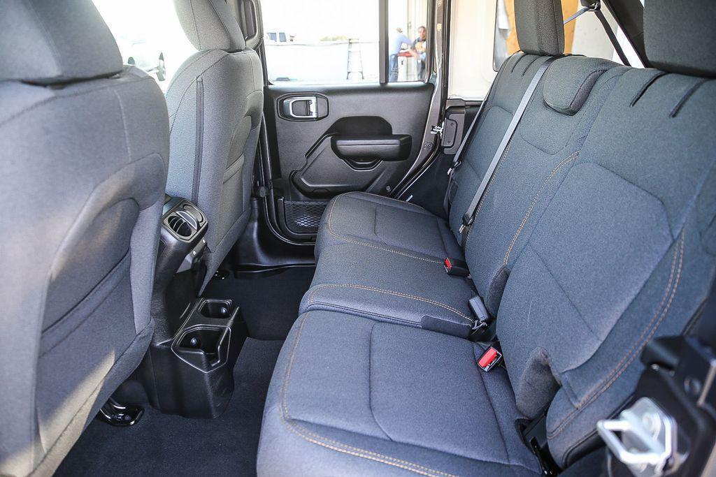 new 2026 Jeep Wrangler car, priced at $46,289