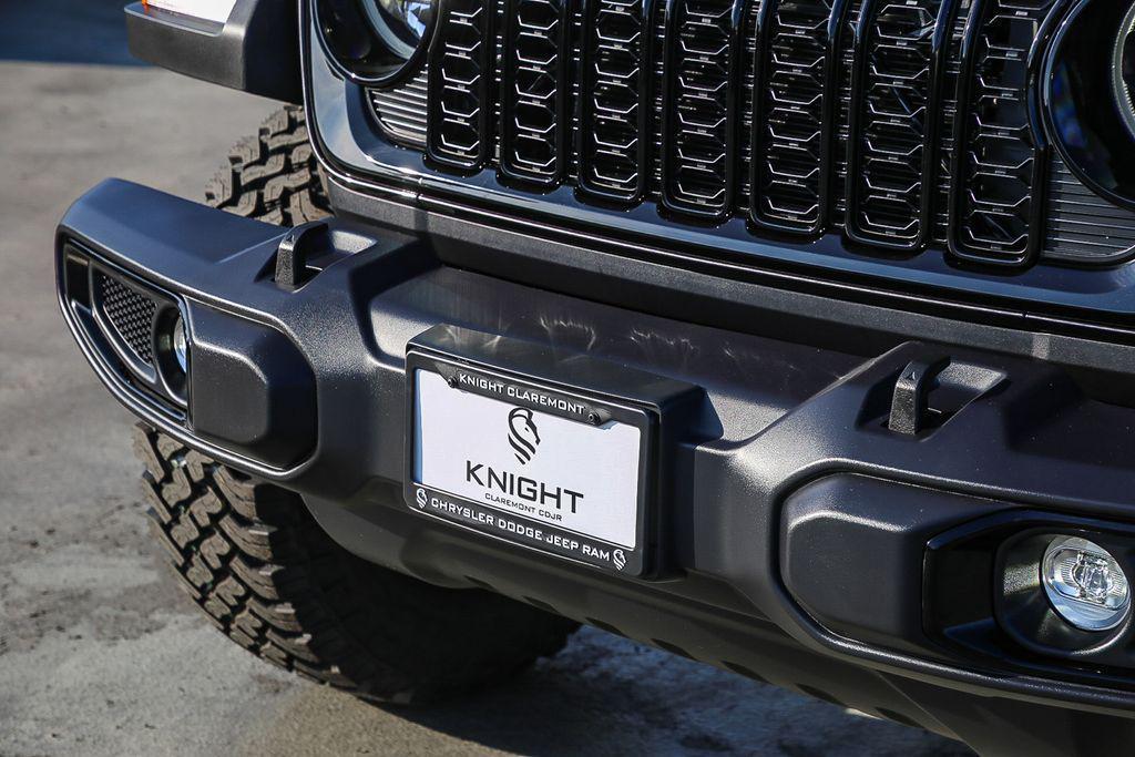 new 2026 Jeep Wrangler car, priced at $46,289