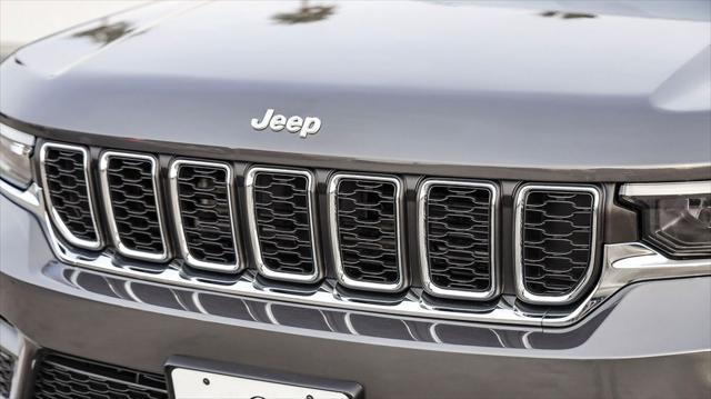 new 2025 Jeep Grand Cherokee car, priced at $31,675