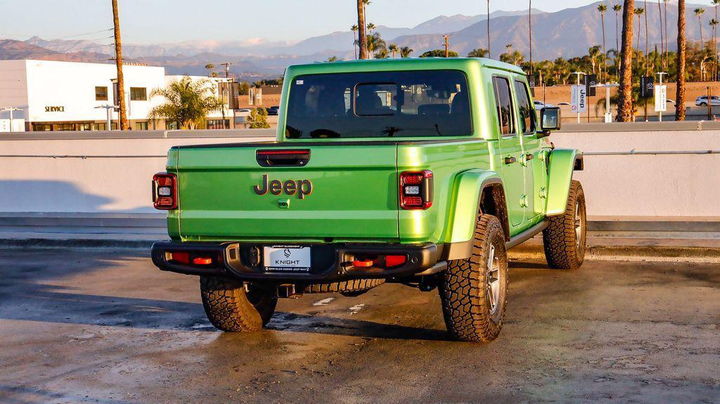 new 2025 Jeep Gladiator car, priced at $51,127
